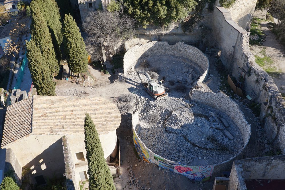 Réservoirs en cours de démolition Réservoirs en cours de démolition